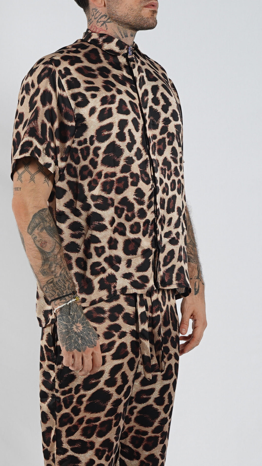 Beige Leopard